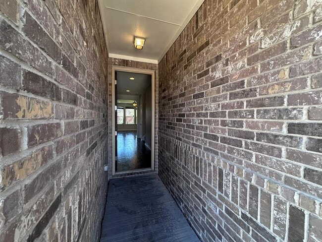 Photo - 1405 Berlin Ln