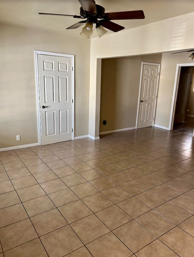 Photo - 1401 14th St Unidad 1401 14th St  D