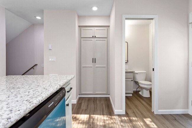 Photo - 5286SW Unit 5286