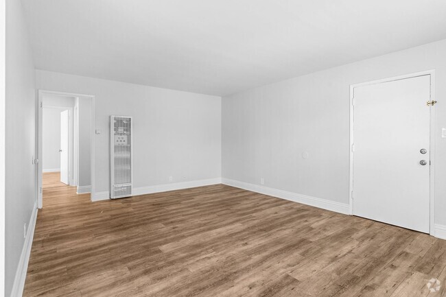 Building Photo - 201-209 E 12th Street Unit 201-14 Rental