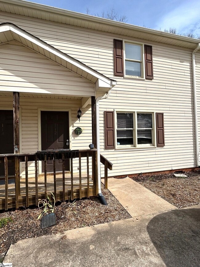 Building Photo - 112 Country Cove Ln Rental