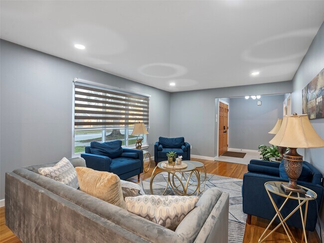 Photo - 4119 Mischire Dr