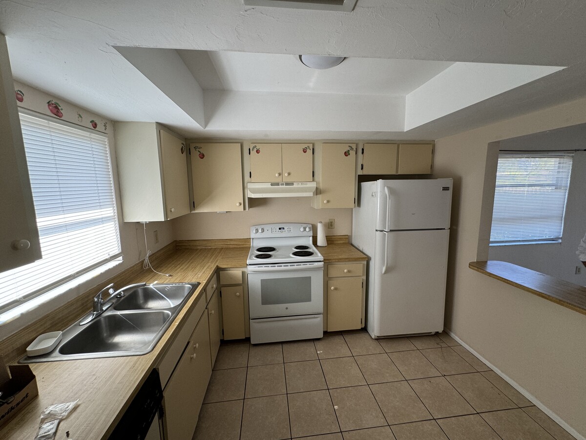 Photo - 27671 Arroyal Rd Condo Unit 108