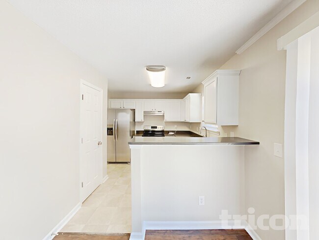 Photo - 223 Pebblestone Dr