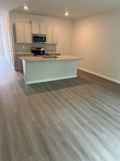 Photo - 144 Vlg Grn Dr NW