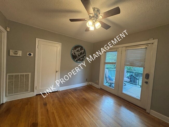 106 S Germantown Rd