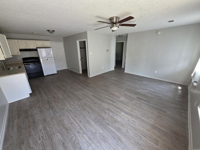 Building Photo - 1918 N Magnolia St Rental