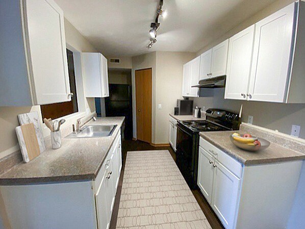 Kitchen - Park Hill at Fairlawn