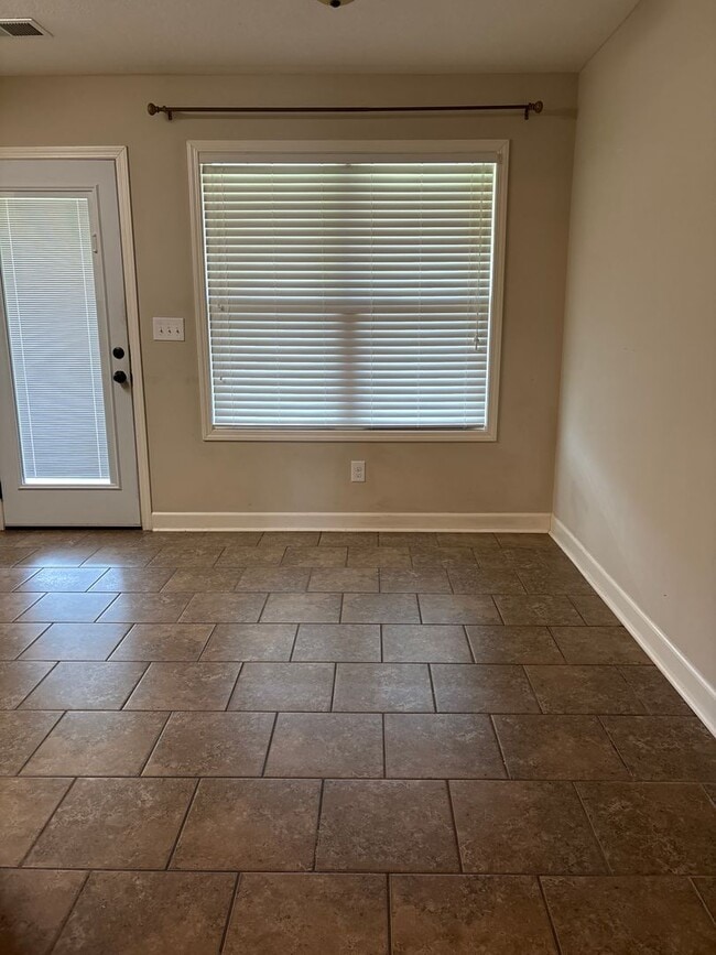 322 Hidden Springs Ln