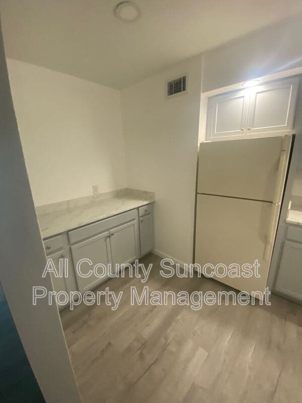 Photo - 1830 Dr M.L.K. Jr St N Unit 210