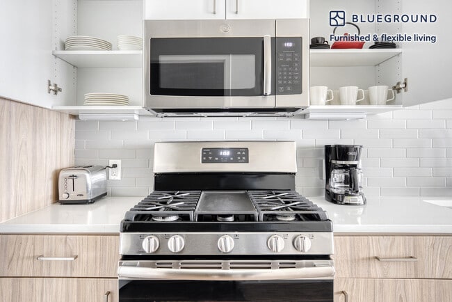 Photo - 3093 Broadway Unit FL6-ID701