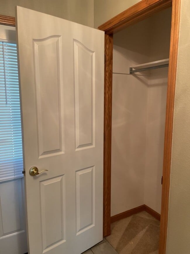 Photo - Start a Lease by 12/1 and Receive a $500 R...