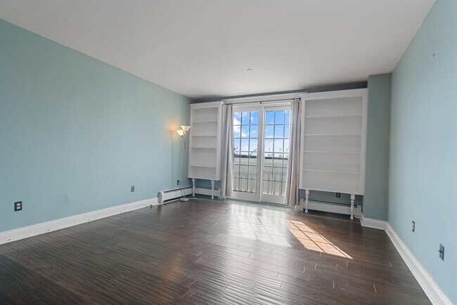 Photo - 100 Shearwater Ct E Unit 64