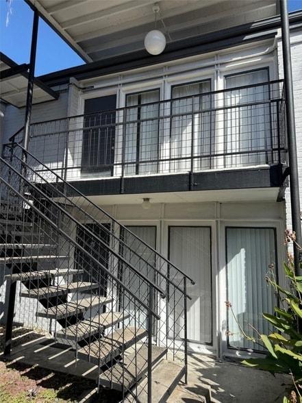 Photo - 1000 Heights Blvd Unit 19