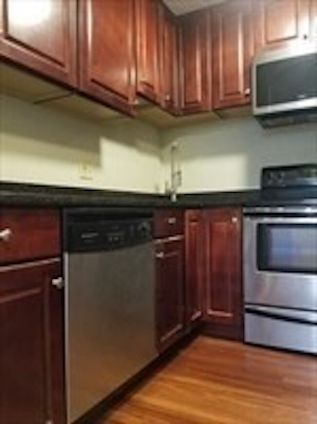 Photo - 230 Willard St Condo Unit 210