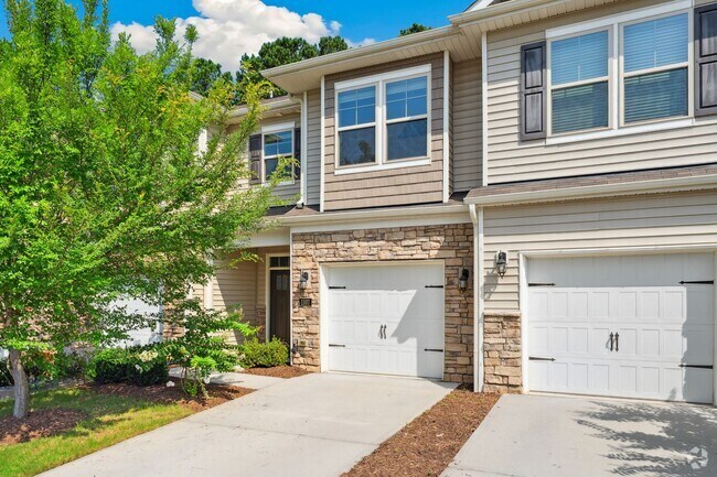 Building Photo - Available NOW! Beautiful 3bd/2.5ba Two-Sto... Rental