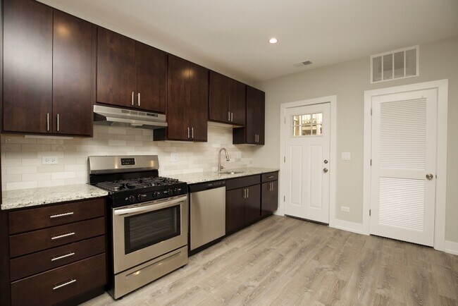 Photo - 1005 Crain St Unit 3