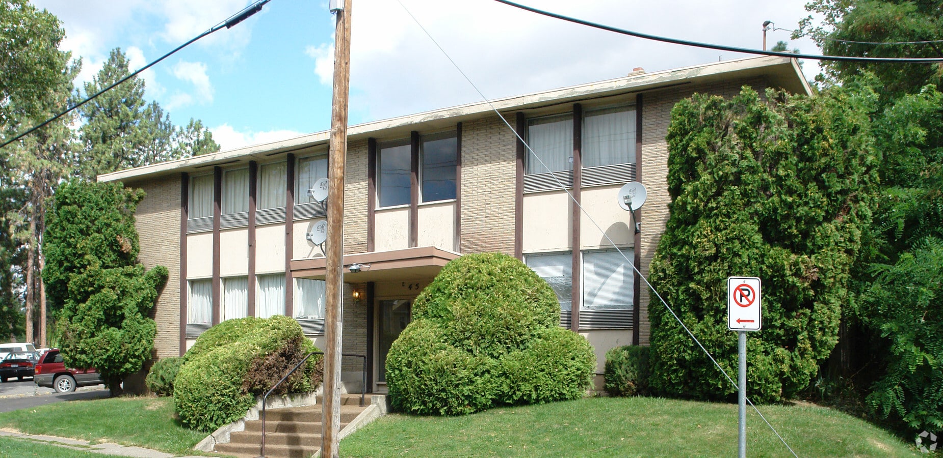 8th & Cowley - 8th & Cowley Apartments