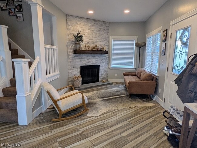 Photo - 1902 Harding Dr