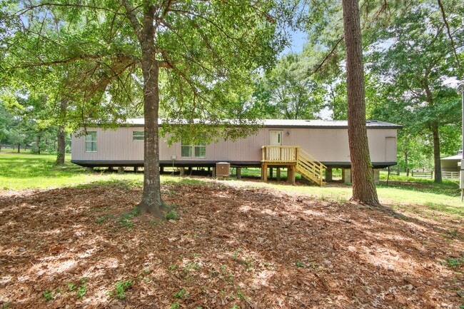 25494 Deepwood Dr
