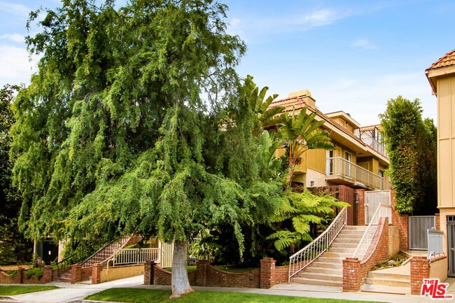 Photo - 10671 Wilkins Ave Unit 5