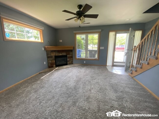 Photo - 2100 Meadow Chase Ln