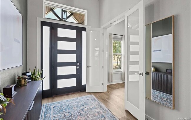 Photo - 1032 Clear Water Cyn