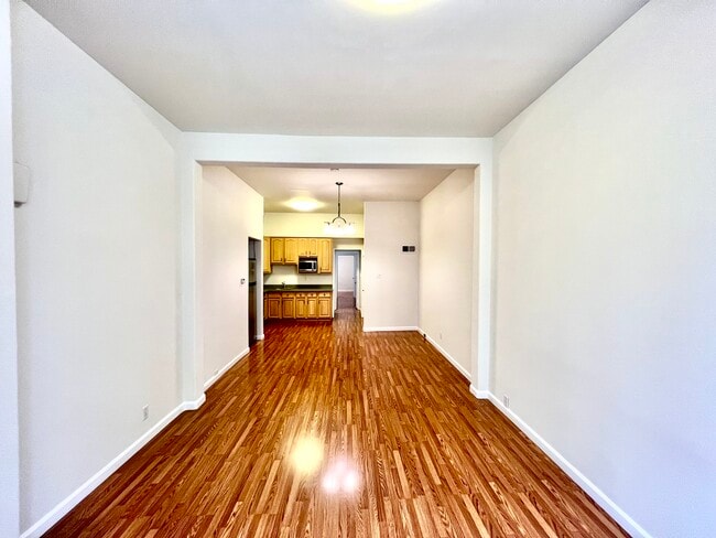 Photo - 42 Varennes Unit 42