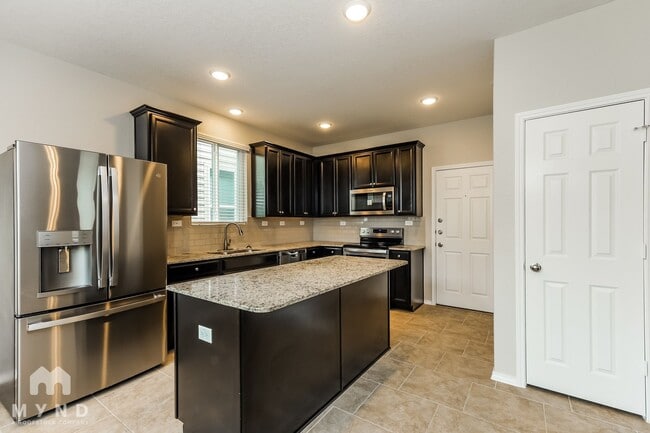 Photo - 10327 Dunlap