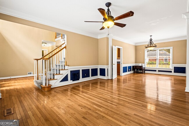 Photo - 4000 Hogans Mill Ln