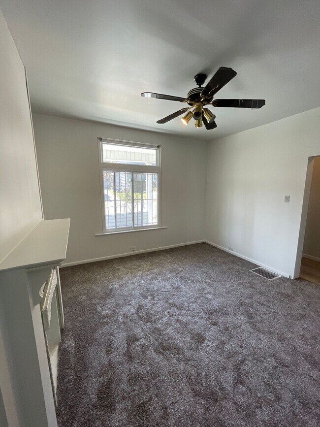 Photo - Cozy 3 Bedroom 1 Bath Home! - THIS PROPERTY HAS A PENDING APPLICATION. PLEASE CHECK WITH OUR OFFI...