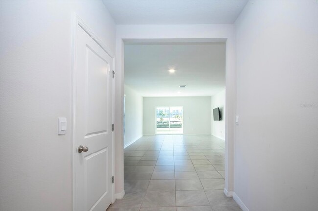 Photo - 3513 Hilltop Cir