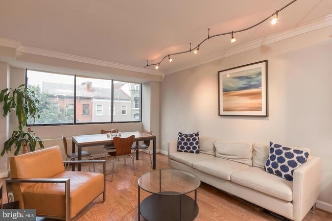 Photo - 1245 13th St NW Unidad 301