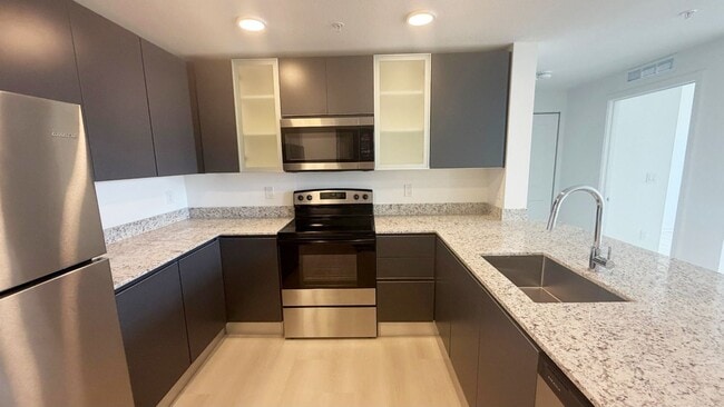 5587 Millenia Blvd