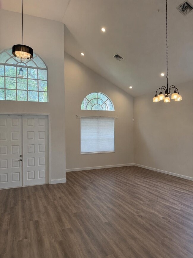 Photo - 6330 NW 80th Dr