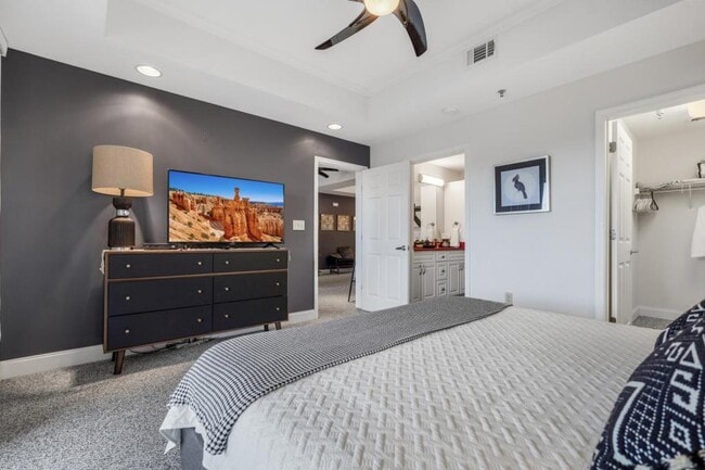 Photo - 210 Raceday Center Dr Unidad 1304