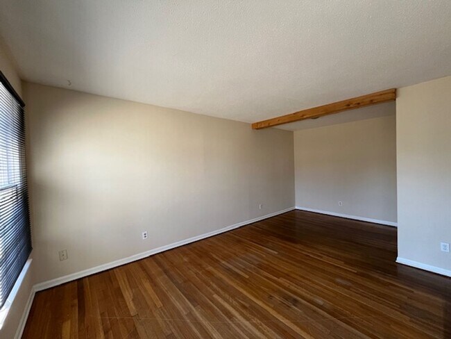 Photo - Renovated 3 Bedroom 1 Bath Home with 1 Car Garage for Rent!