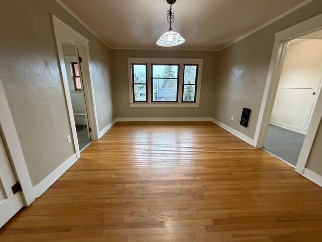 Photo - GOL - 304 (Studio) Unit 304