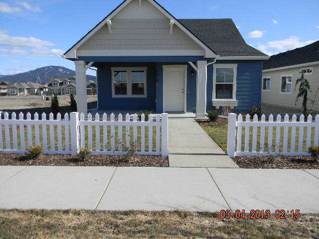 Building Photo - (P#193)