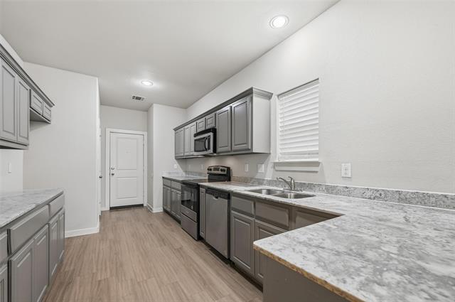 Photo - 9941 Ironhorse Dr