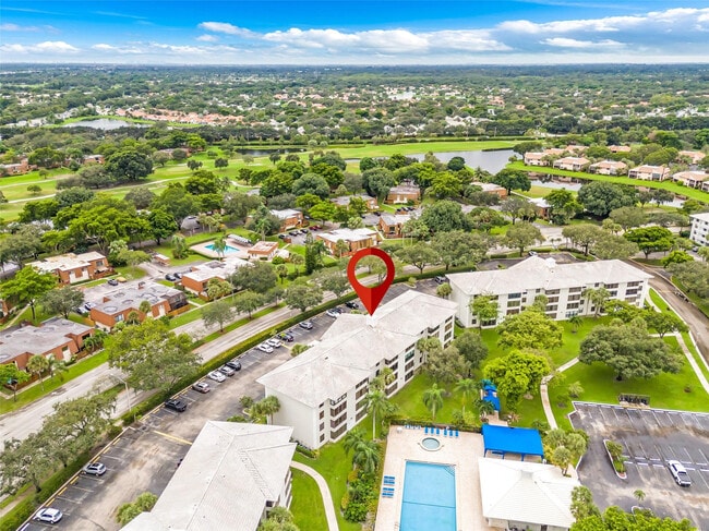 Photo - 1719 Whitehall Dr Unit 406