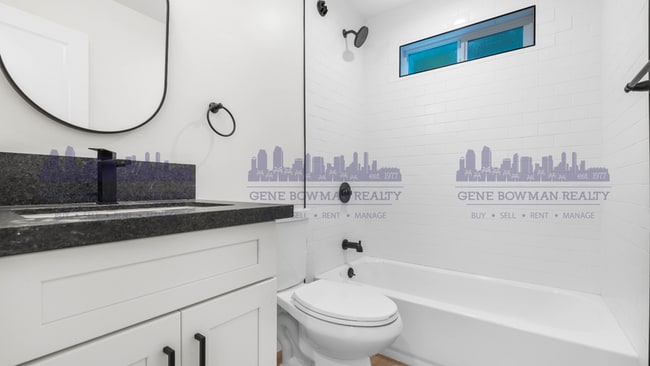 Photo - 6742-48 Waterman Ct