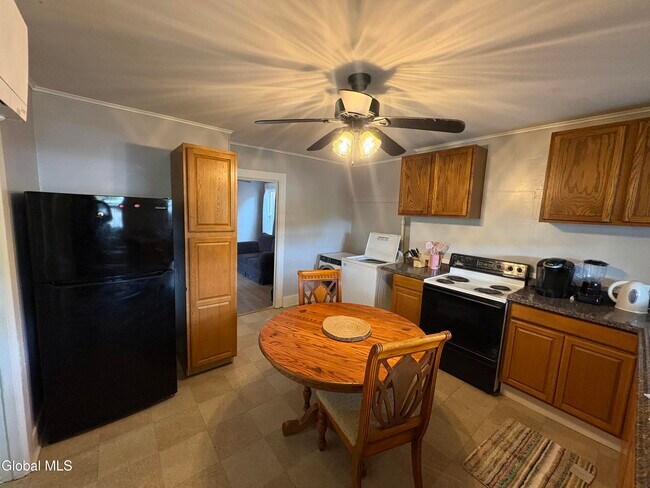 Photo - 334 4th St Unit 3