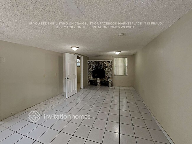 Photo - 5735 Hayes St