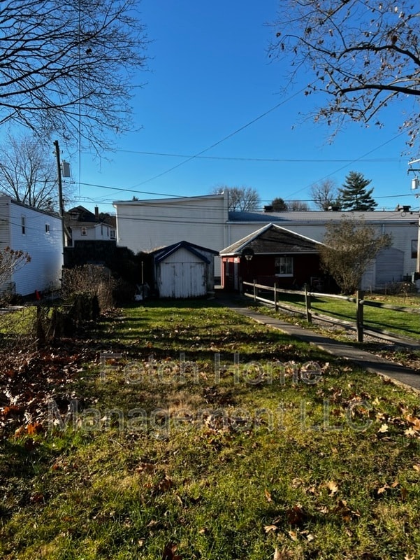 Photo - 224 W Franklin St