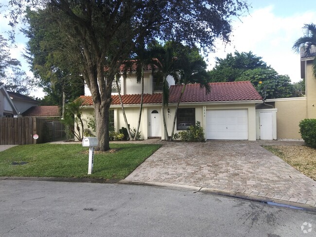 Building Photo - 1250 NW 90th Way Rental