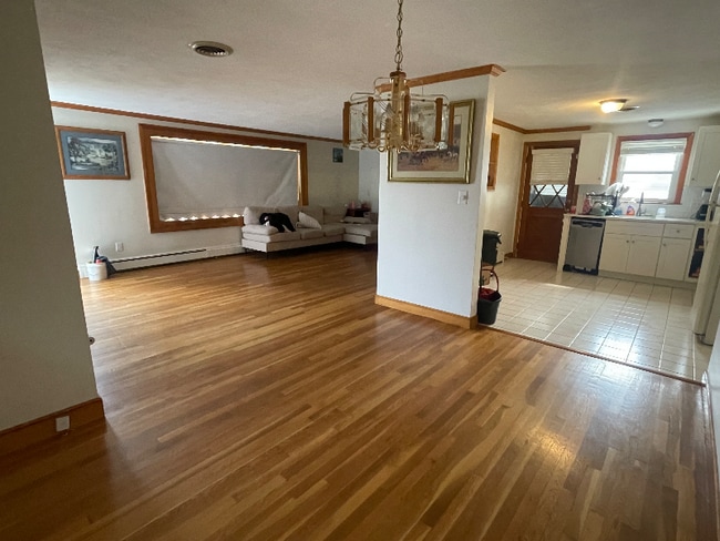 Photo - 114 Charger St Unidad # 1