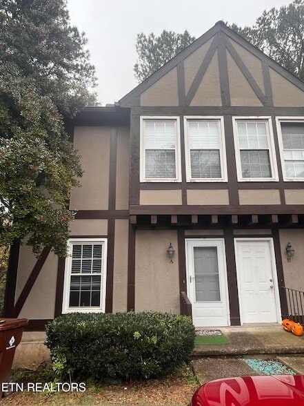 Building Photo - 122 Arcadia Ln Unit A