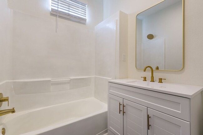 Photo - 1130 Henriette Delille St