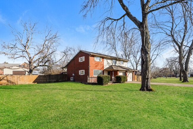 Photo - 8630 Meadowlark Dr